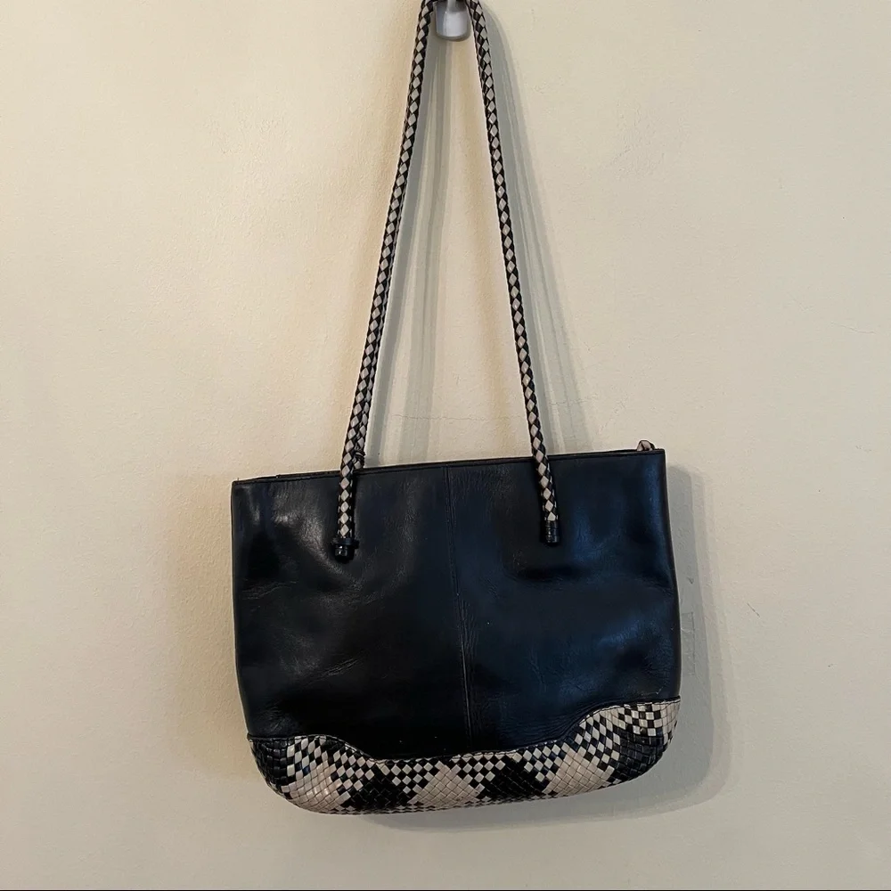 Vintage Etienne Aigner Black White Leather Handbag - Picture 5 of 10